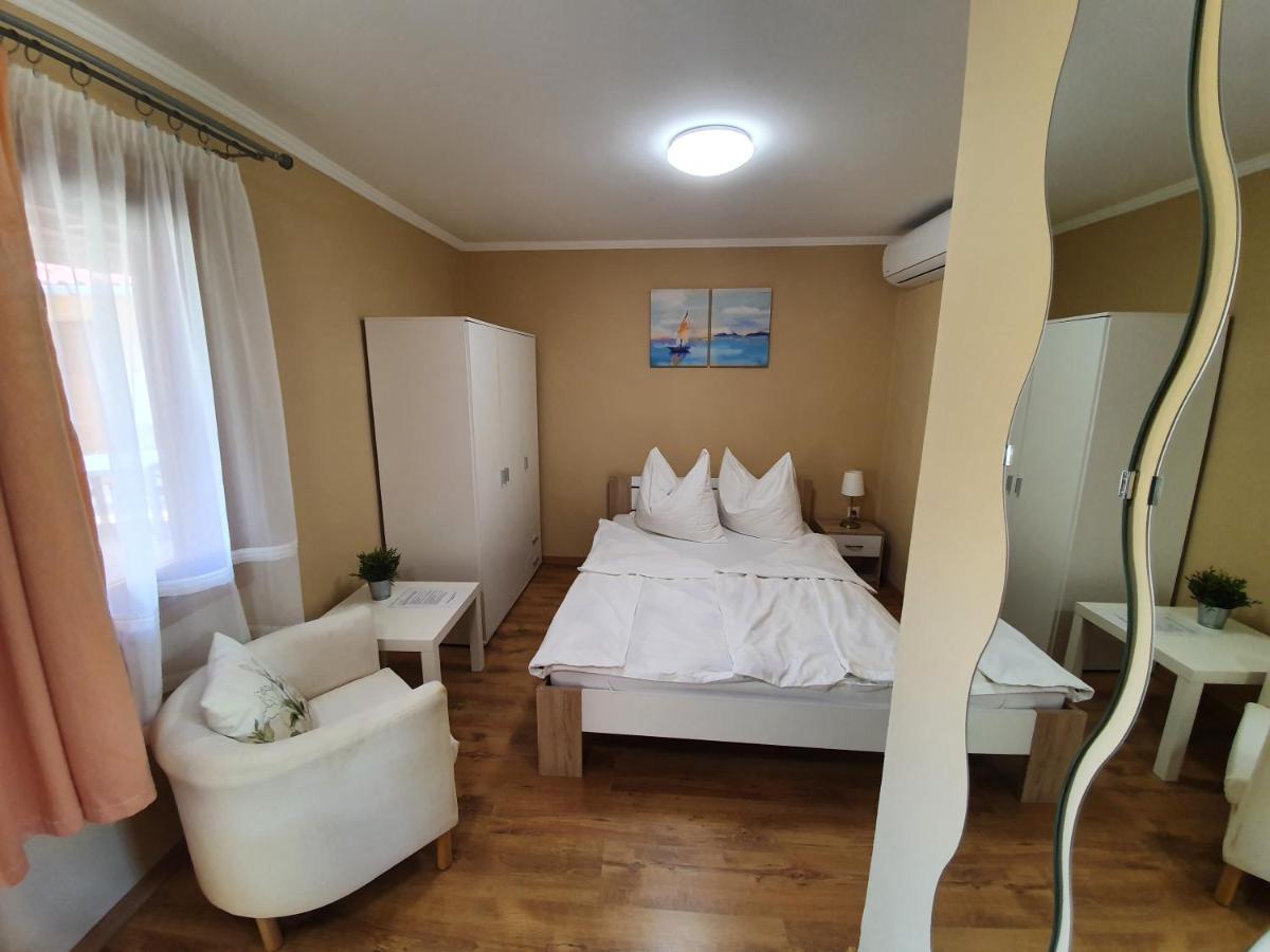 Muskátlis Ház Apartman Balatonlelle Kültér fotó