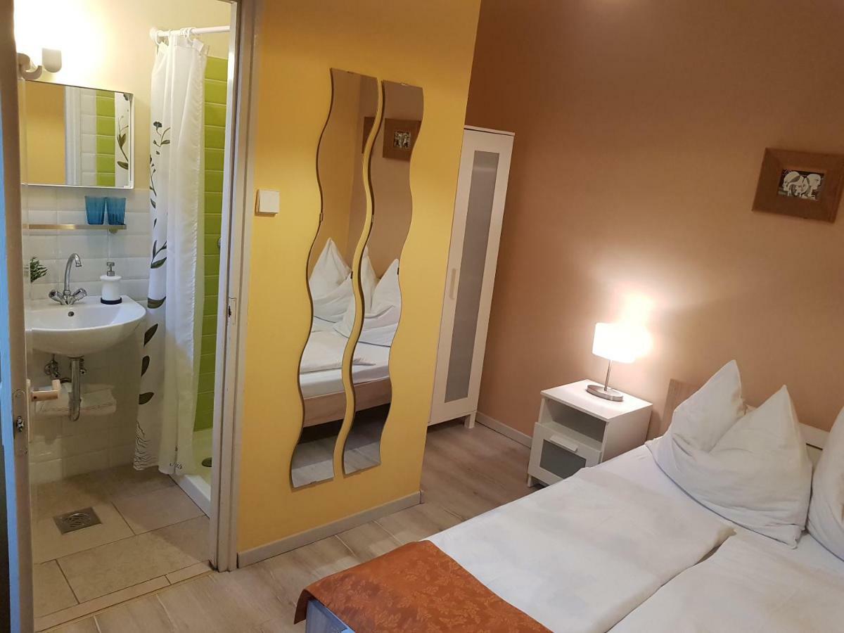 Muskátlis Ház Apartman Balatonlelle Kültér fotó